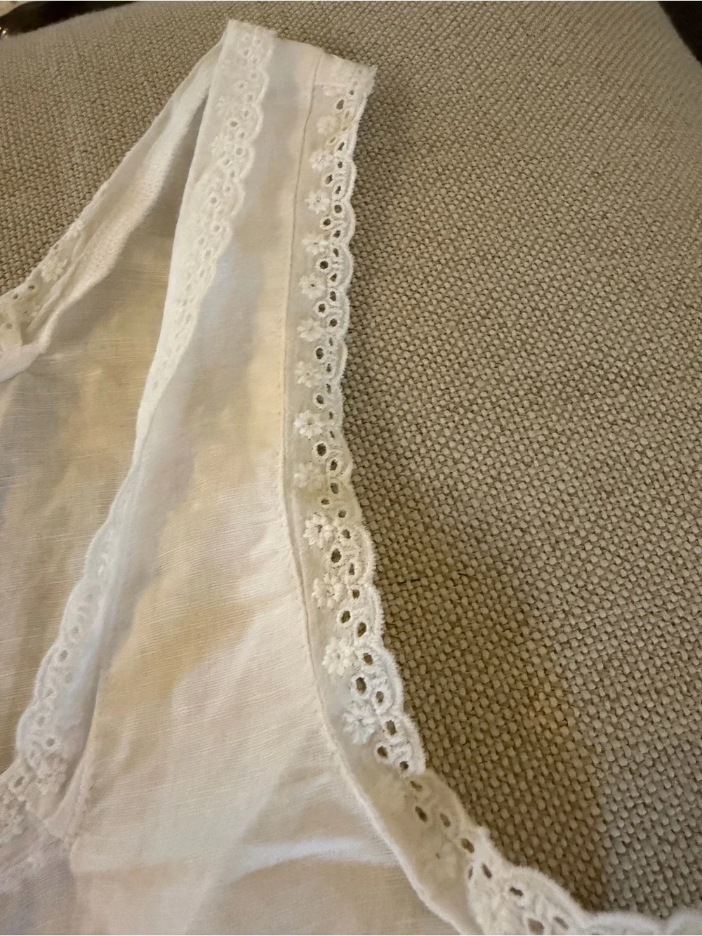 J CREW MEDIUM Lace-trim camisole and pajama short set linen-cotton blend CK350